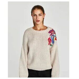 Zara Knit Women's Oversized Chunky Knit Floral Embroidered Sweater Size Small
